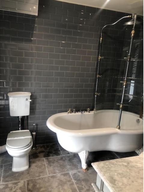 Colchester Boutique Hotel Экстерьер фото